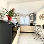 Cary's Apartament
