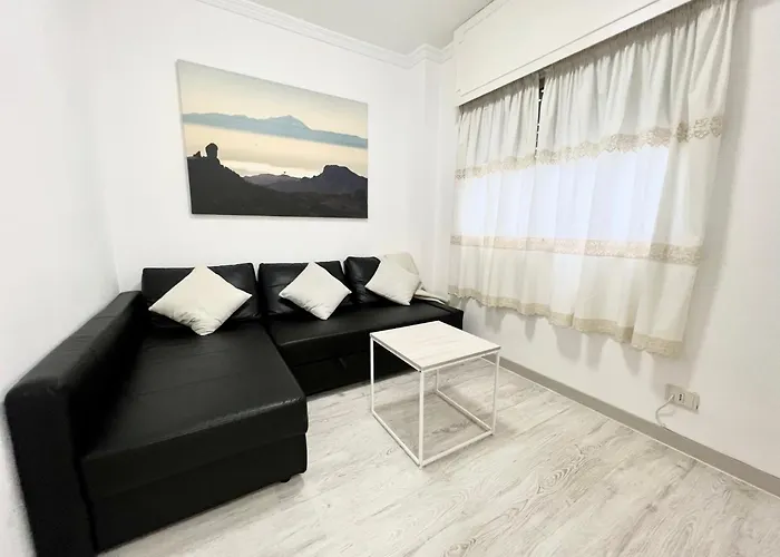 Διαμέρισμα Cary's